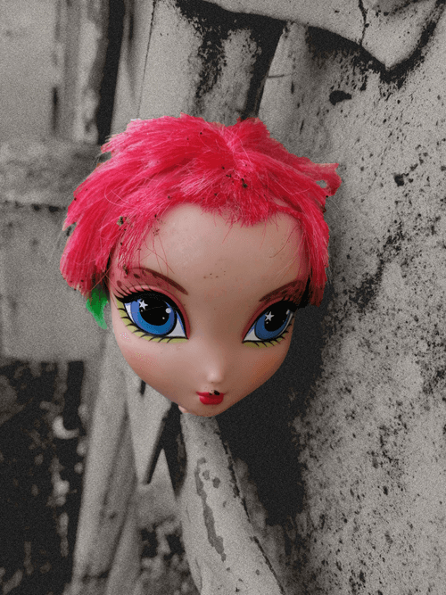 DOLLx