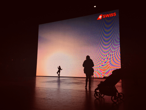 Dance in Zurich main station - Swiss advertising IV