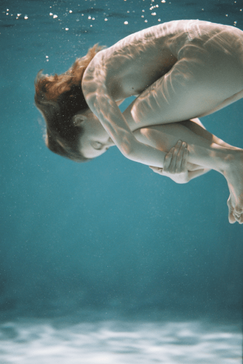 Underwater dance