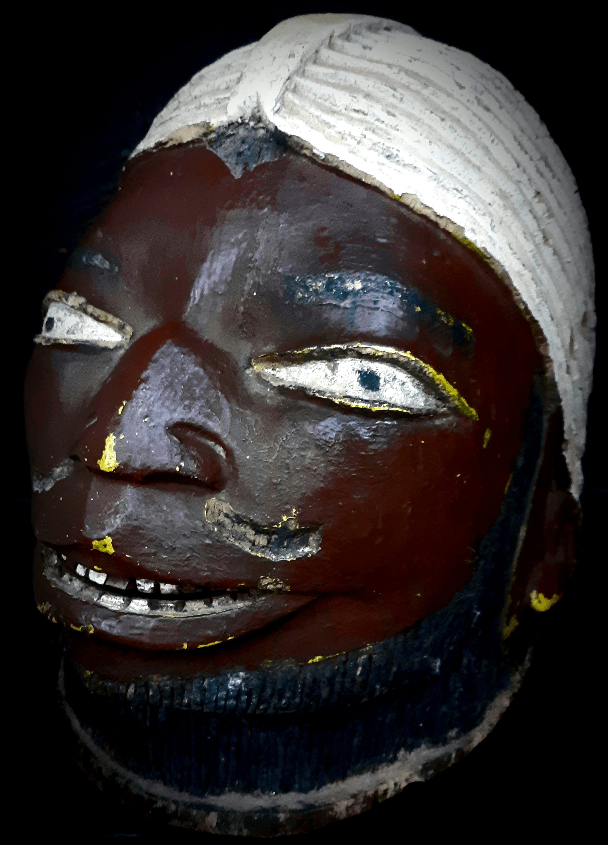 African Mask Makonde Lipiko Helmet Mask **actual piece w/NFT**