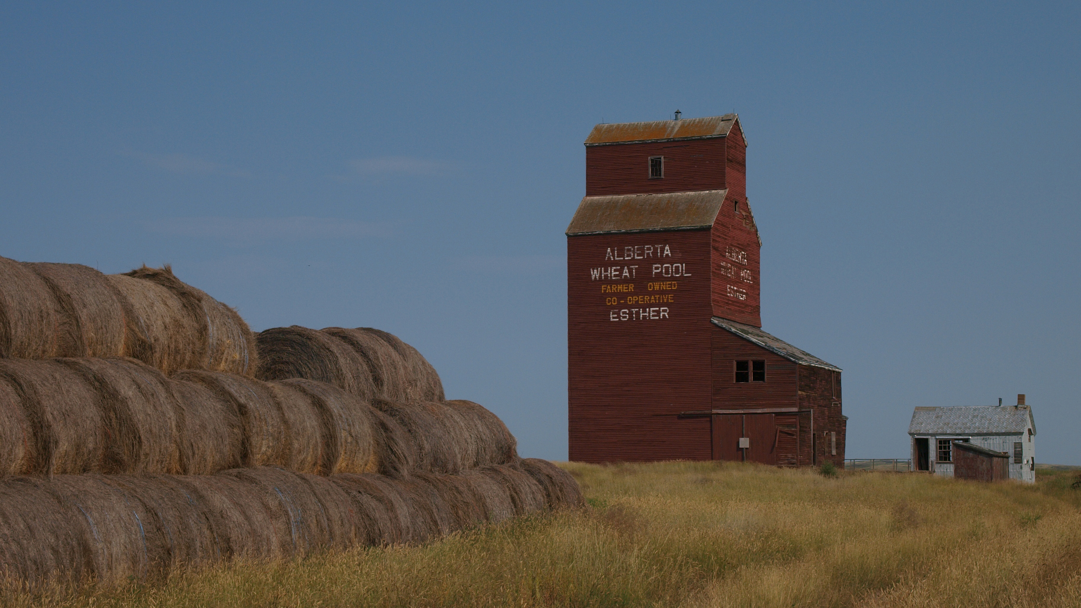 99 Wooden Grain Elevators of Alberta