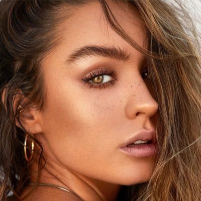 Sommer Ray DAO collection image