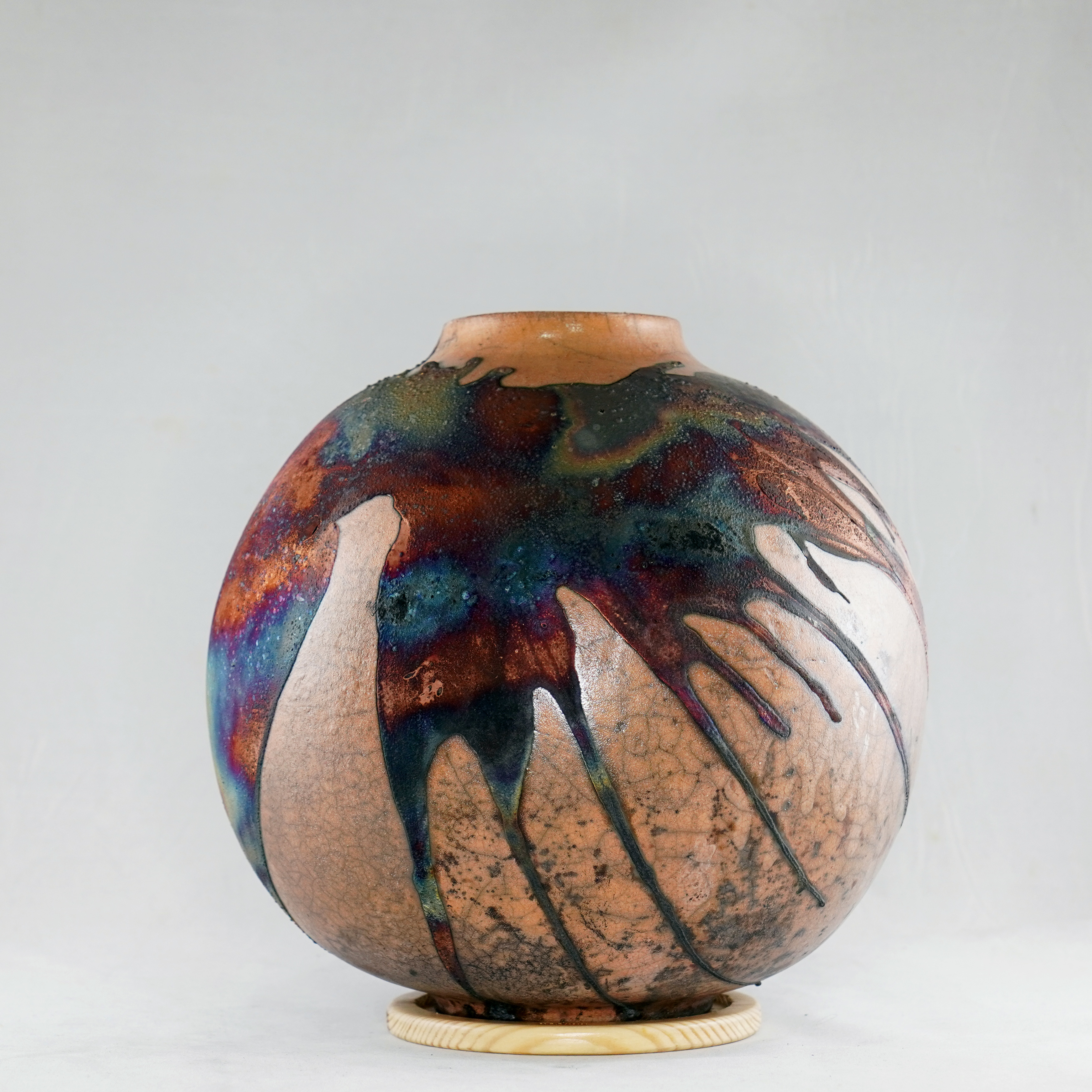 RAAQUU Half Copper Matte Large Globe Ceramic Art Vase S/N0000059