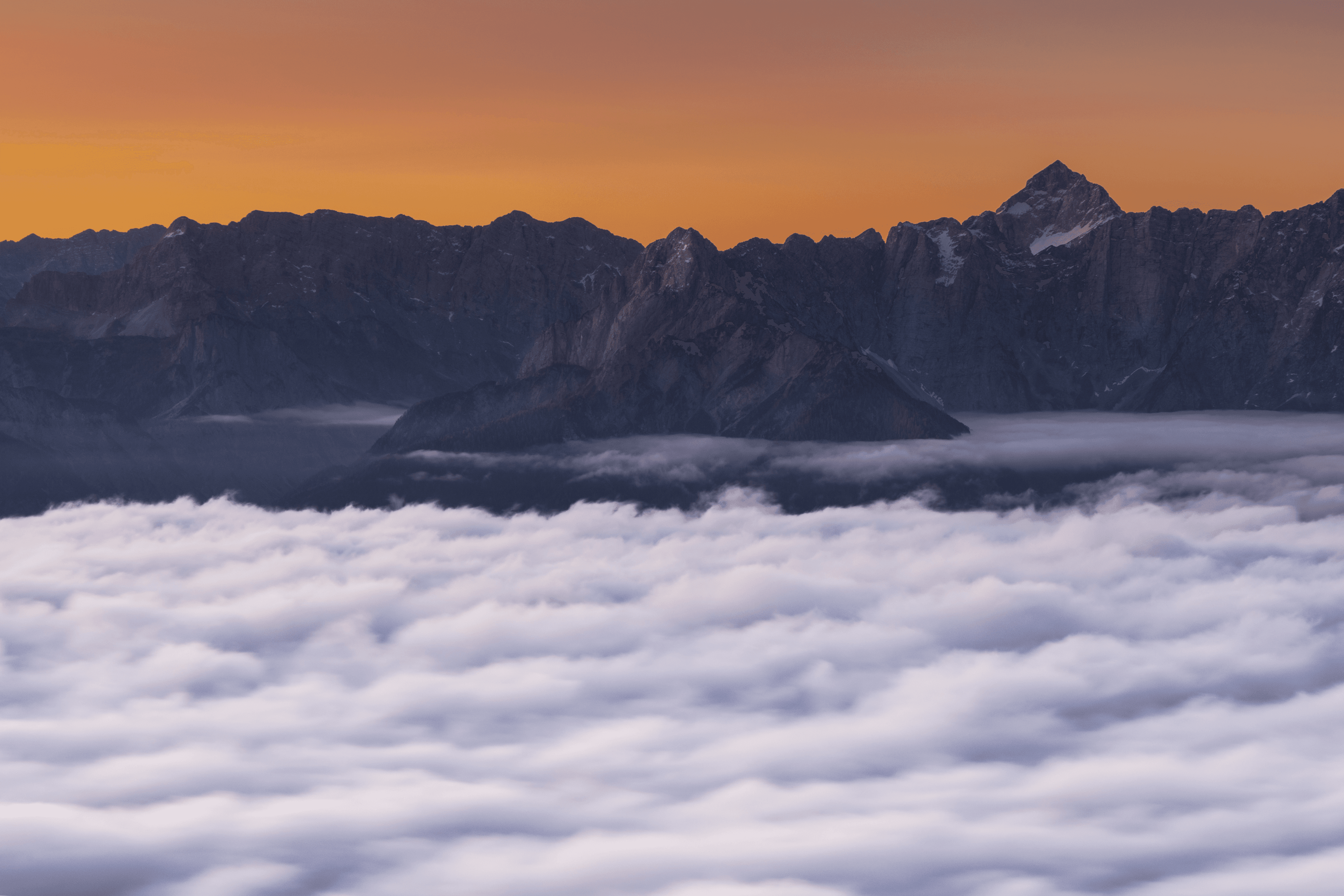 Morning over the Clouds - Dobratsch Sunrise 01