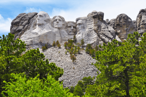 MOUNT RUSHMORE