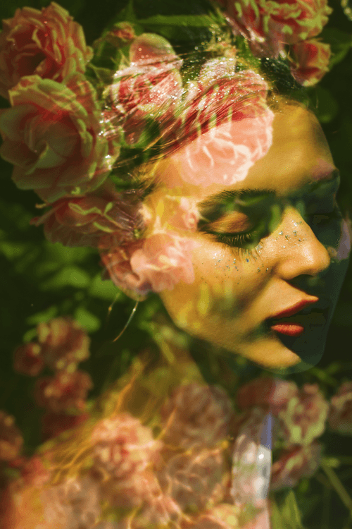 FEMALE FLORAL