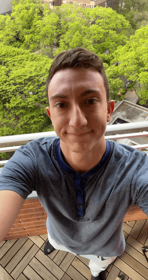 Tommy Smokes Selfie #26 (May 12, 2021)