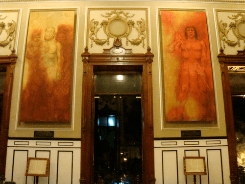 Pinturas en Palacio de Gobierno