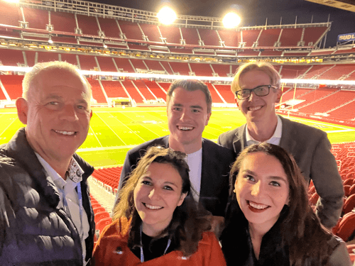 Plug and Play Airlines meet in Levi's Stadium
