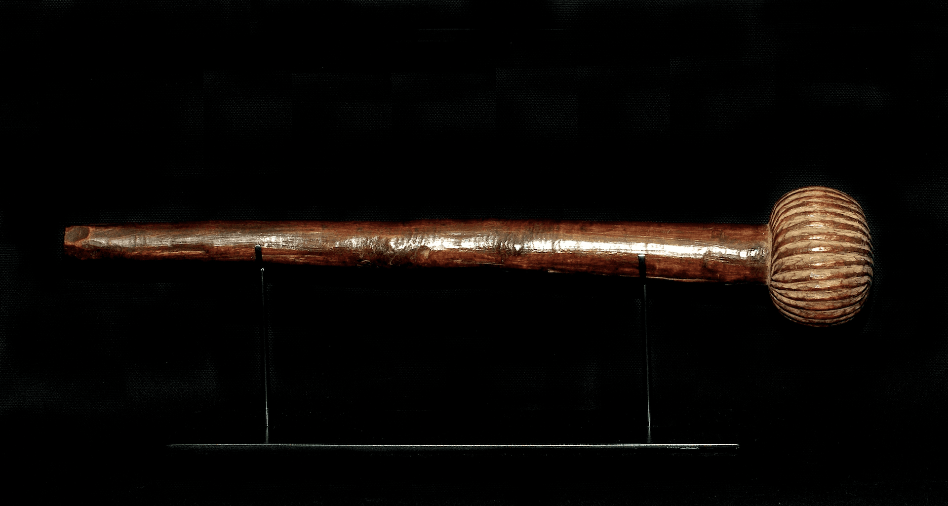 'Club(Throwing)' - Wood, Deep reddish brown patina - Physical NFT