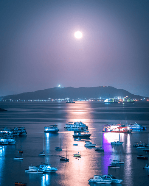 Mumbai Moons #2