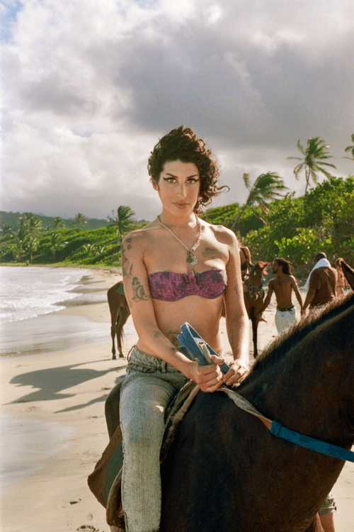 Amy Winehouse #1 - Memorial