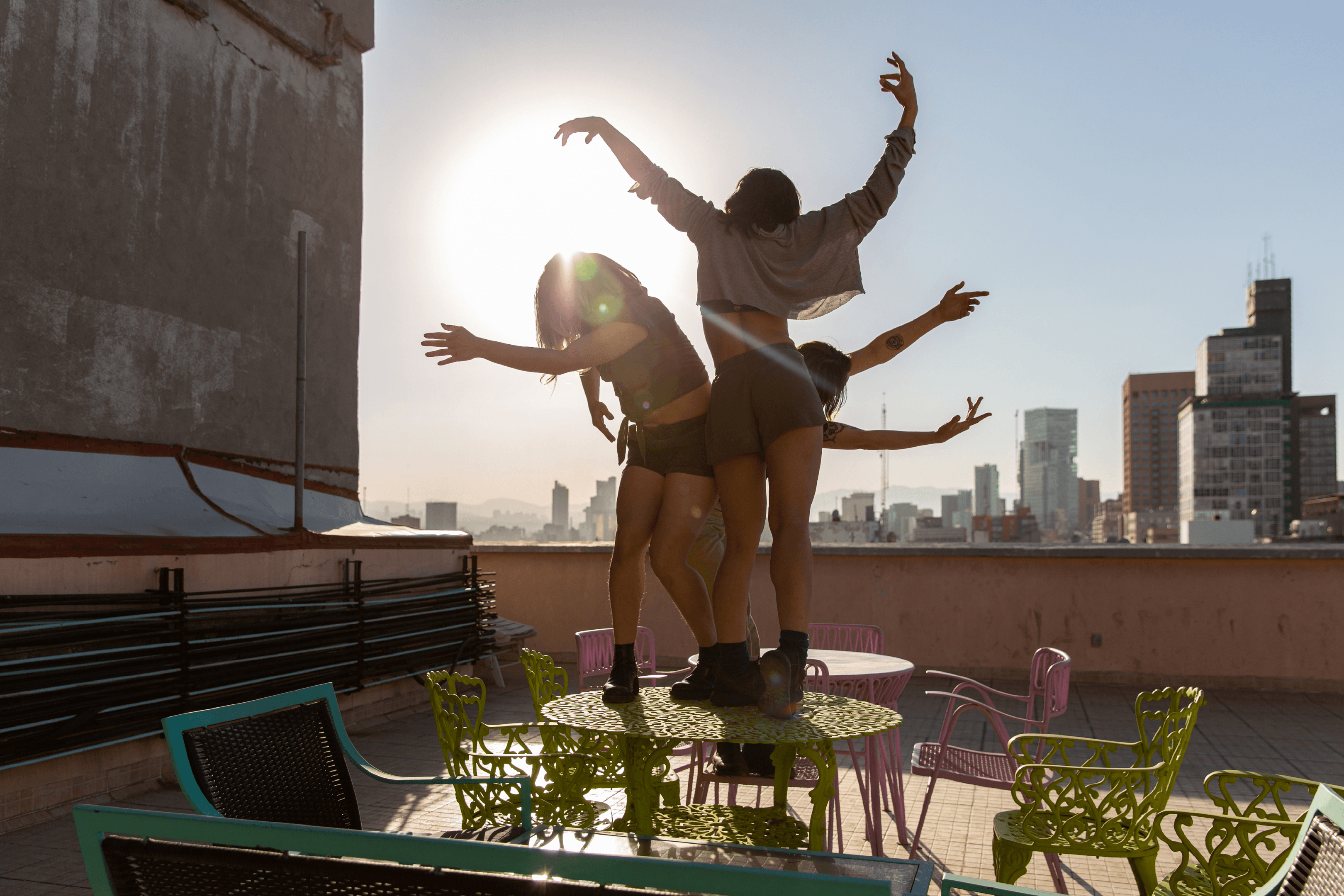 Dancers on Rooftops #111 - Andrea, Marlene and Juliet (Mexico, 2022)