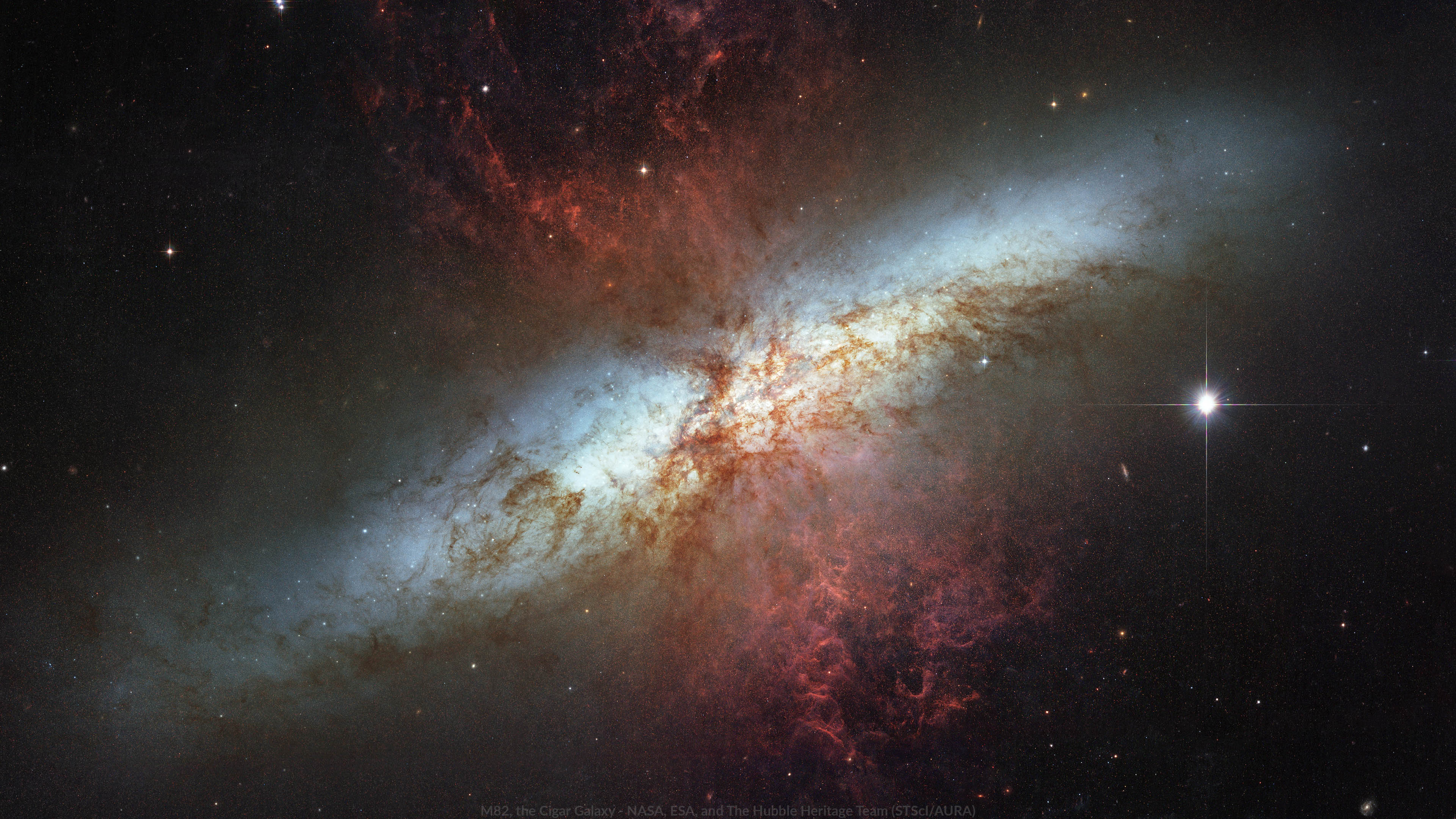 Messier-82 横幅
