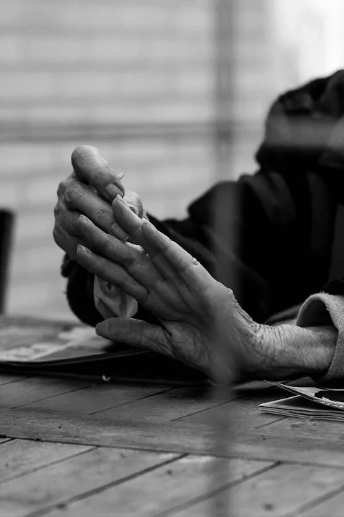 Hand  Tales