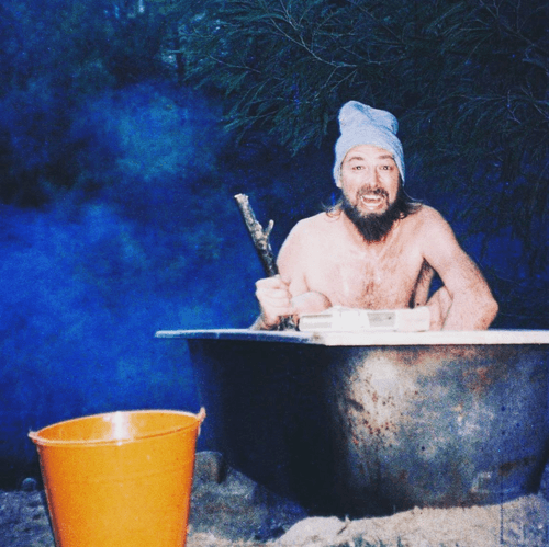 WIZARD IN A BATHTUB 