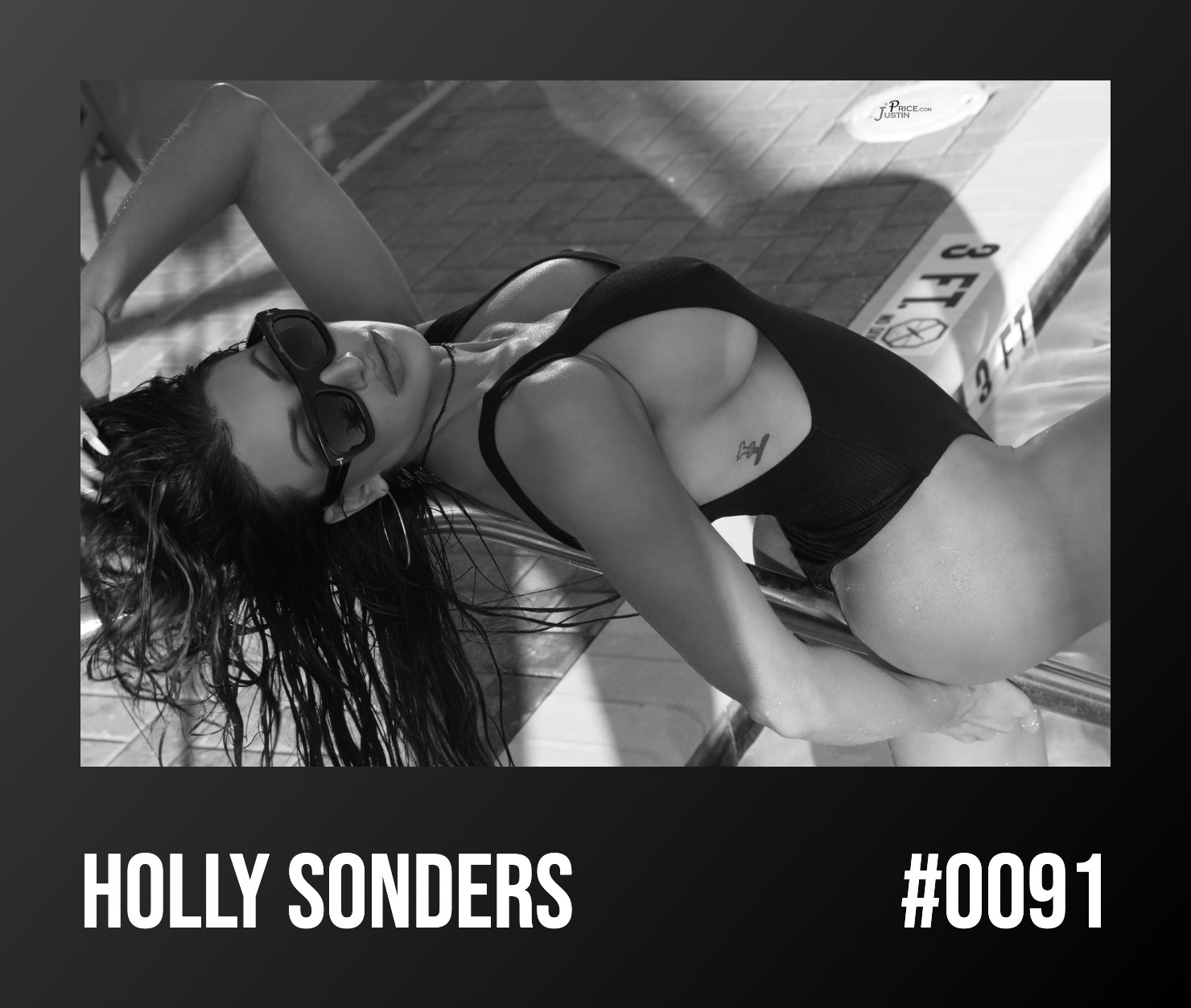 Holly Sonders Black Album NFT #0091