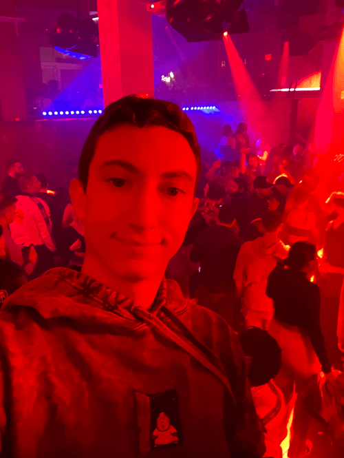 Tommy Smokes Selfie #145 (October 1, 2021)