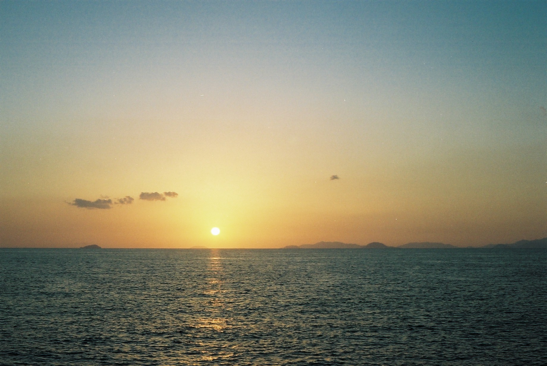 西の浜の夕日/Sunset on the west beach（jpn）003