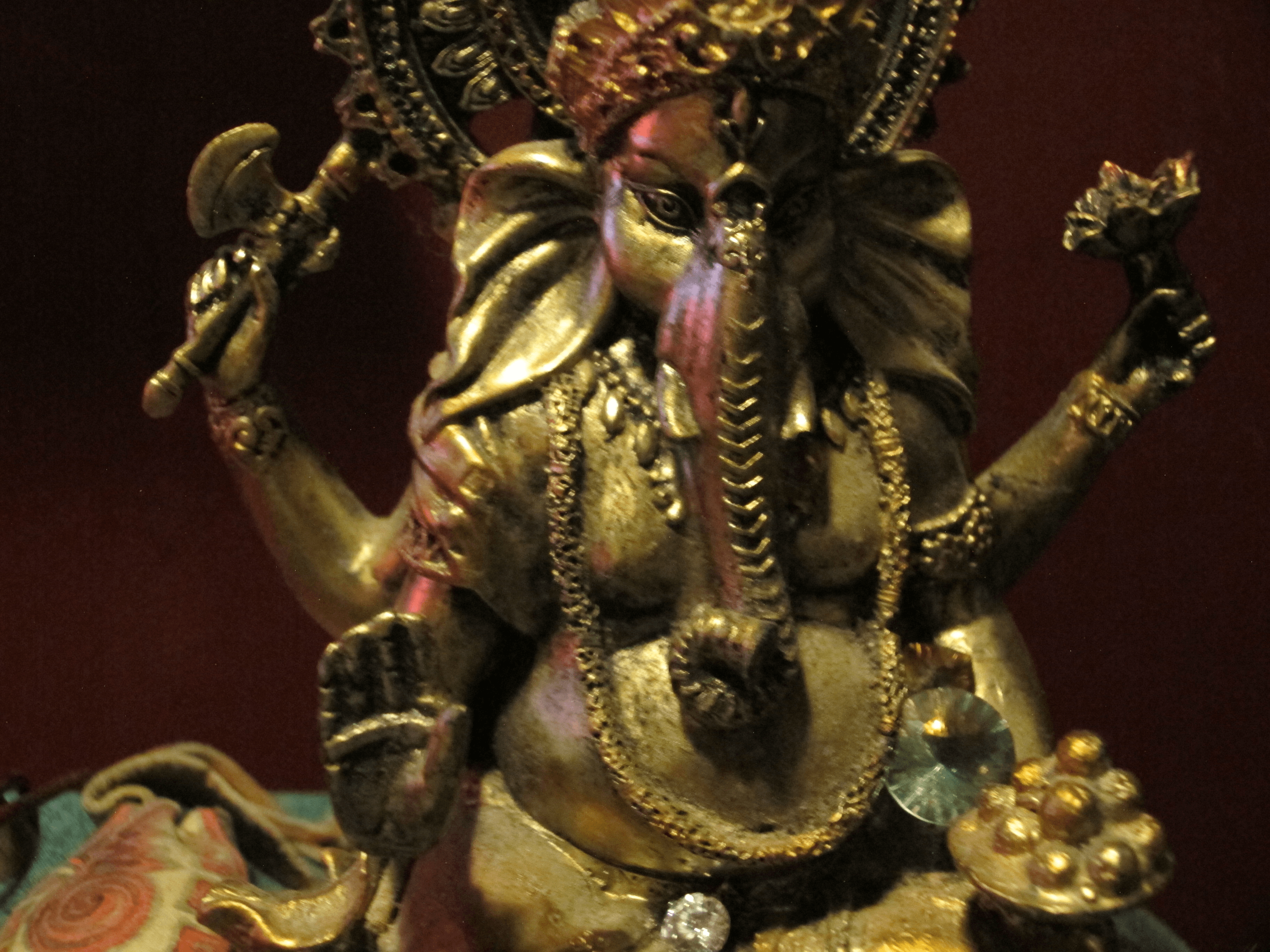 Macro photo of Ganesha Statue - photo by BTVG