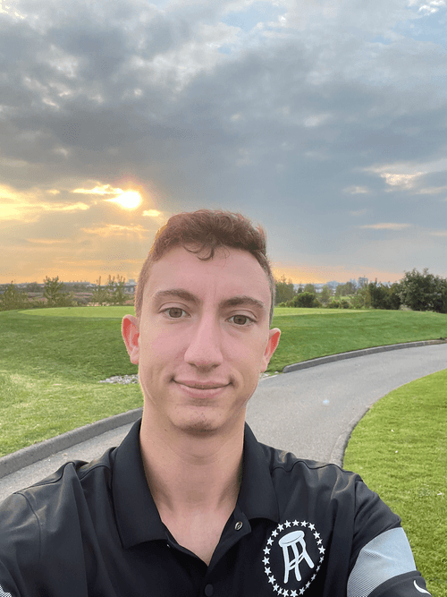 Tommy Smokes Selfie #152 (October 8, 2021)