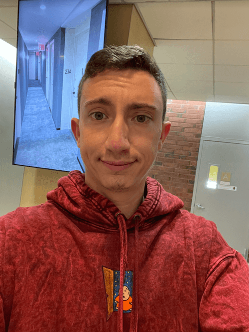 Tommy Smokes Selfie #178 (November 3, 2021)