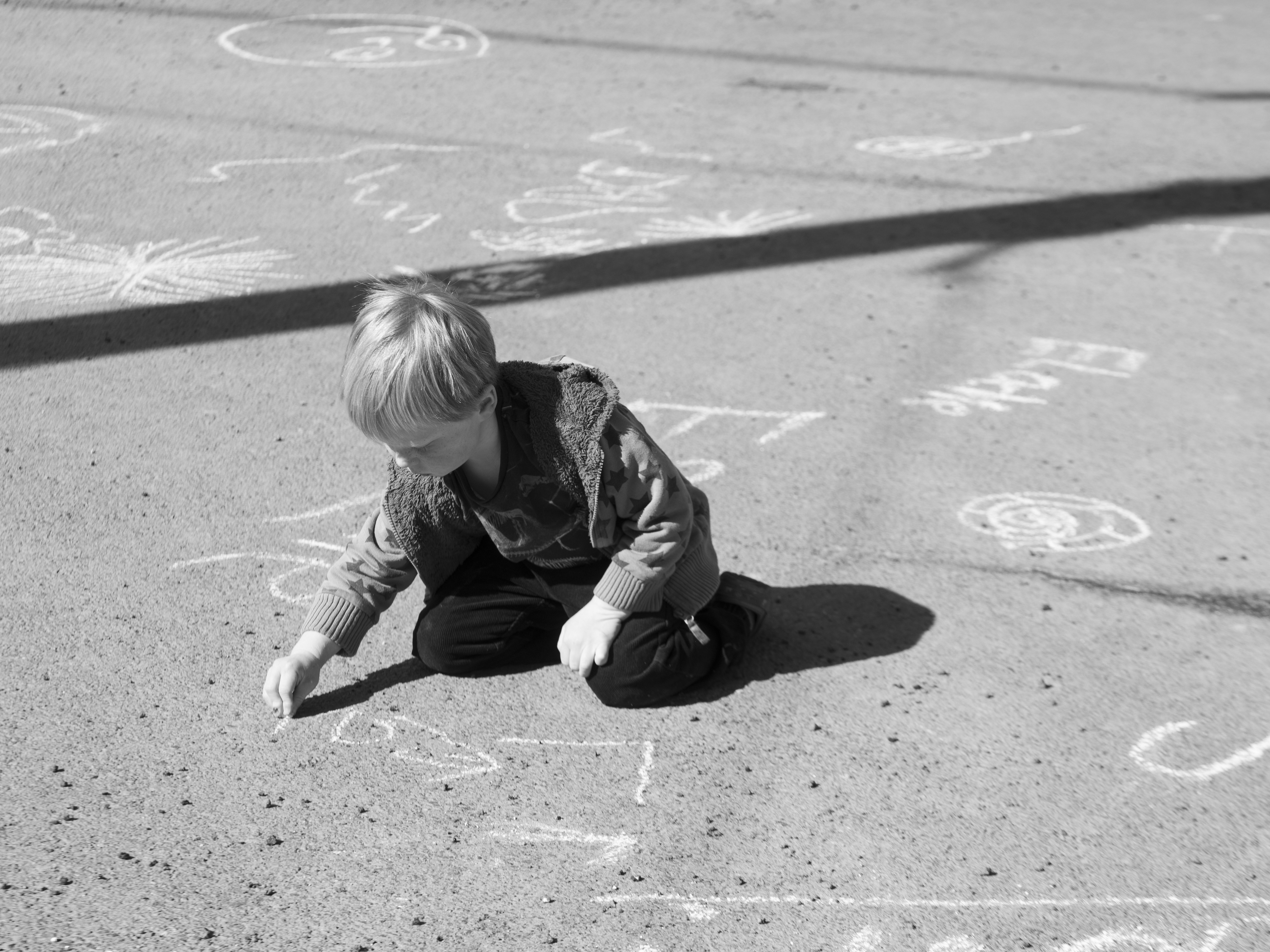 Chalking the road 3