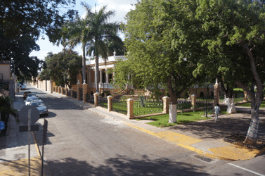 Calle en el Paseo Montejo de Mérida, Yucatán