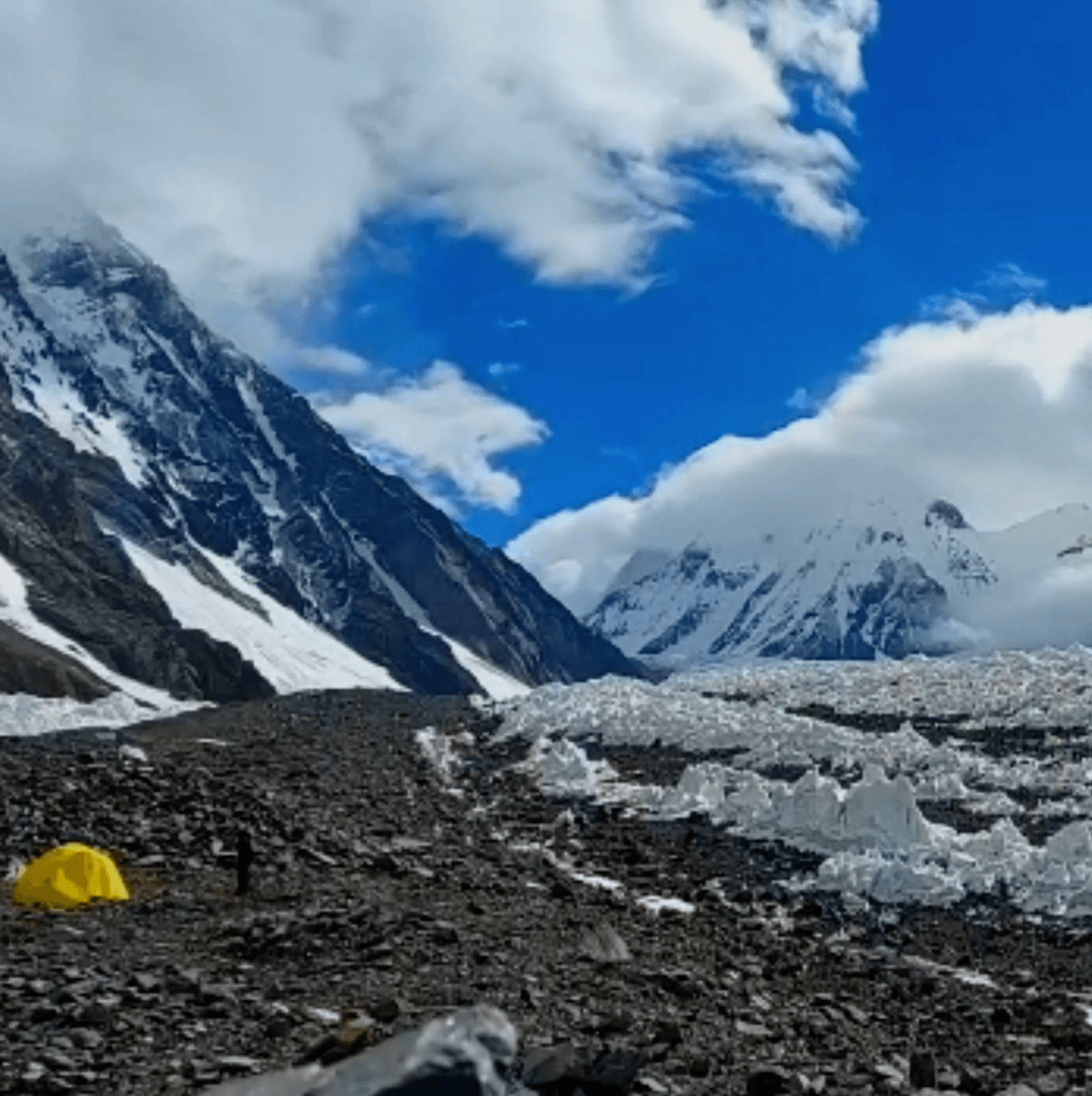 K2 Collection 1/1: Base Camp. 4,900 m/16,400 ft