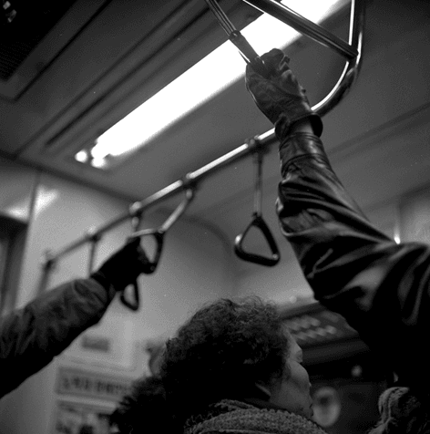 Subway_Two hands