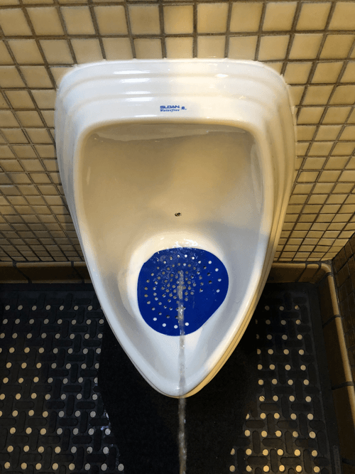 Urinal 1