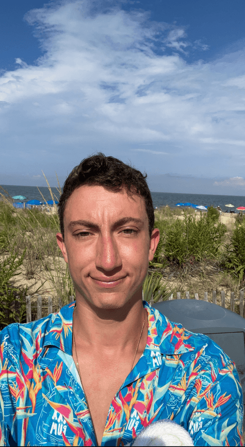 Tommy Smokes Selfie #110 (August 28, 2021)