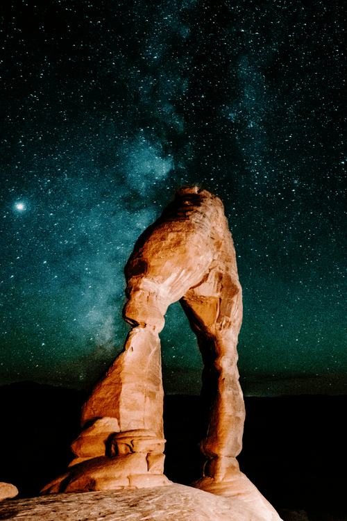 DELICATE ARCH UNDER THE STARS, UTAH
