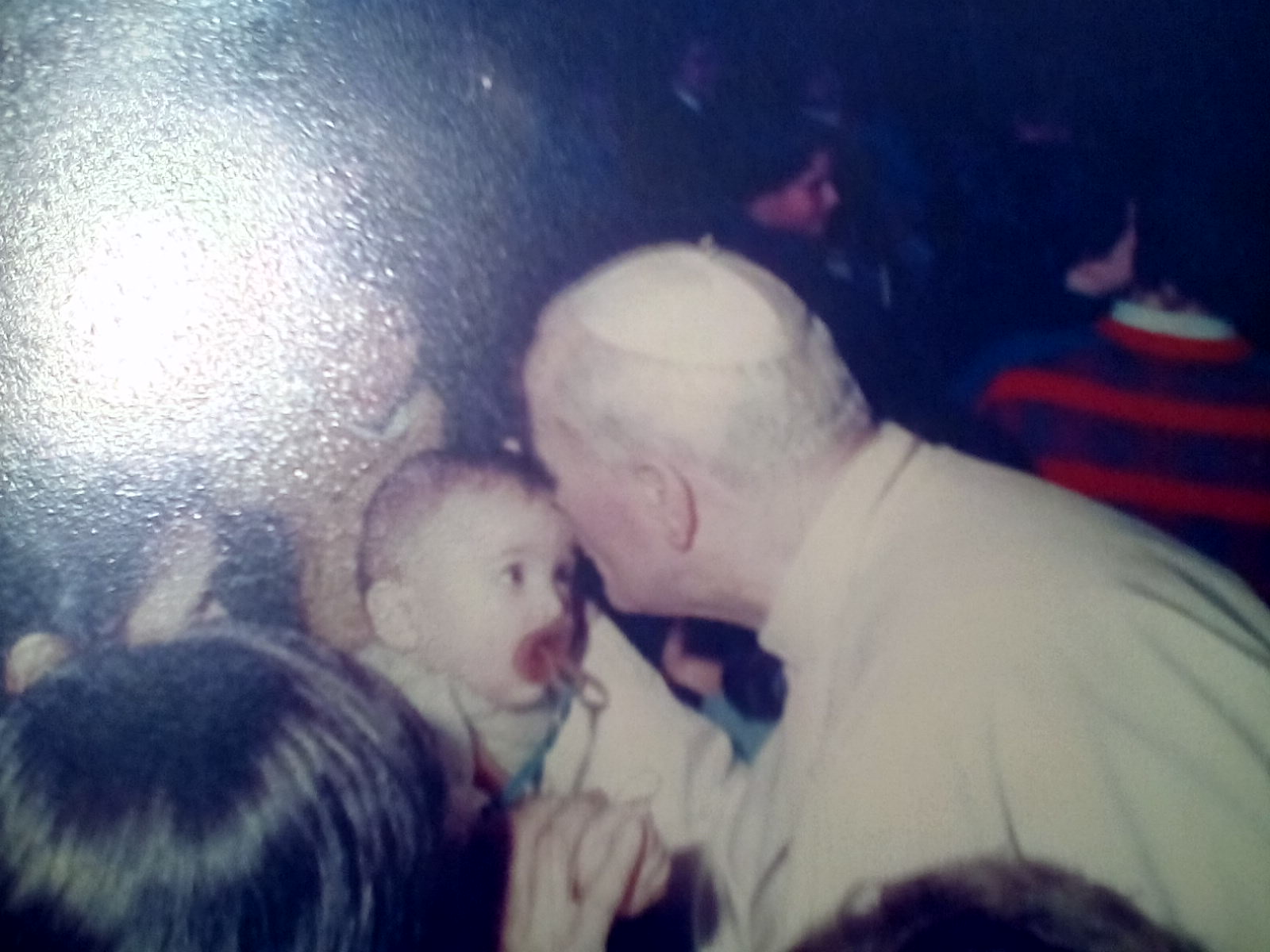 [1985] CIROTHEMUGIWARA KISS FROM POPE GIOVANNI PAOLO II