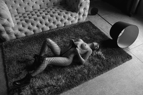 #4 - BW aesthetic nude