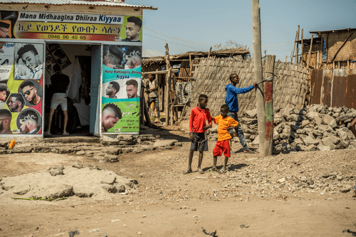 Solar Coffee Project #6 - Hey, We Have The Same Hairstyle!