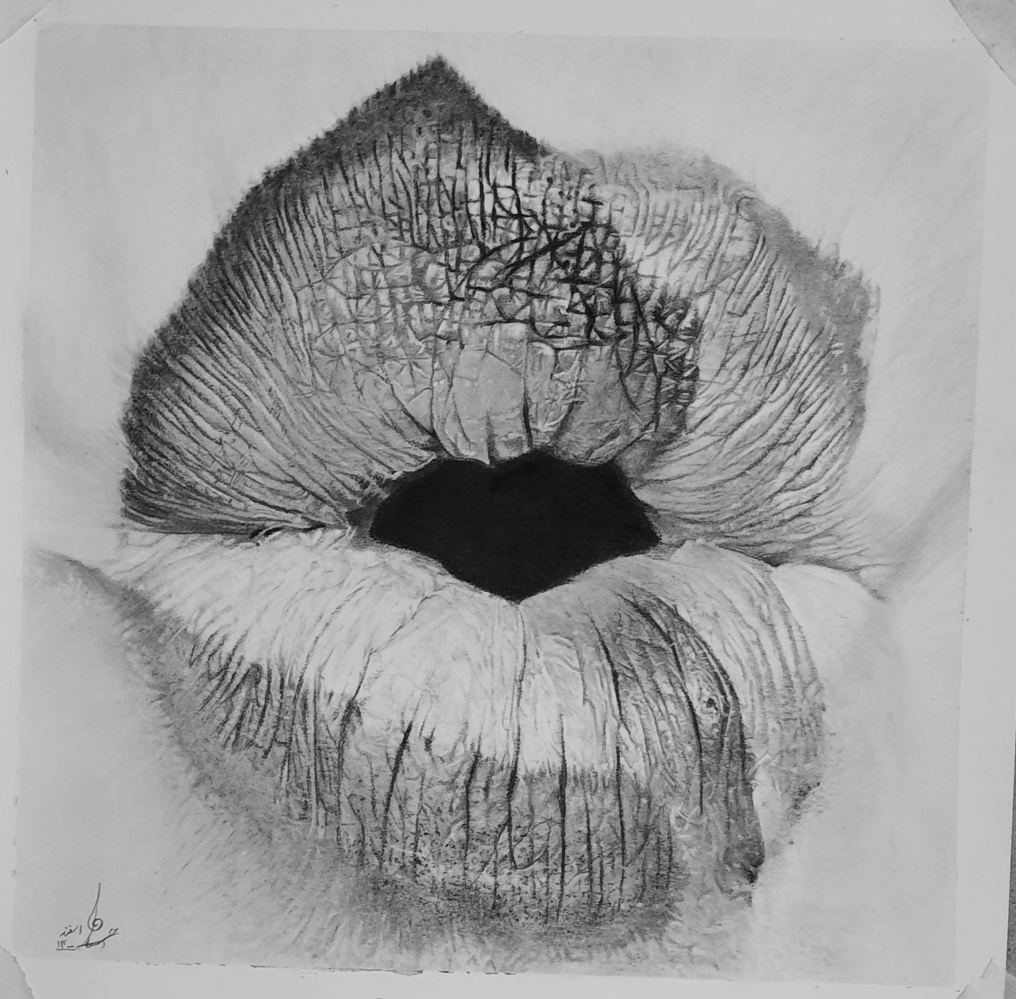 Poisoned kiss - Hyper real/Charcoal | OpenSea