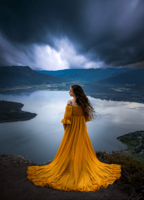 SarahLyndsayChaoticallyYellowEditions