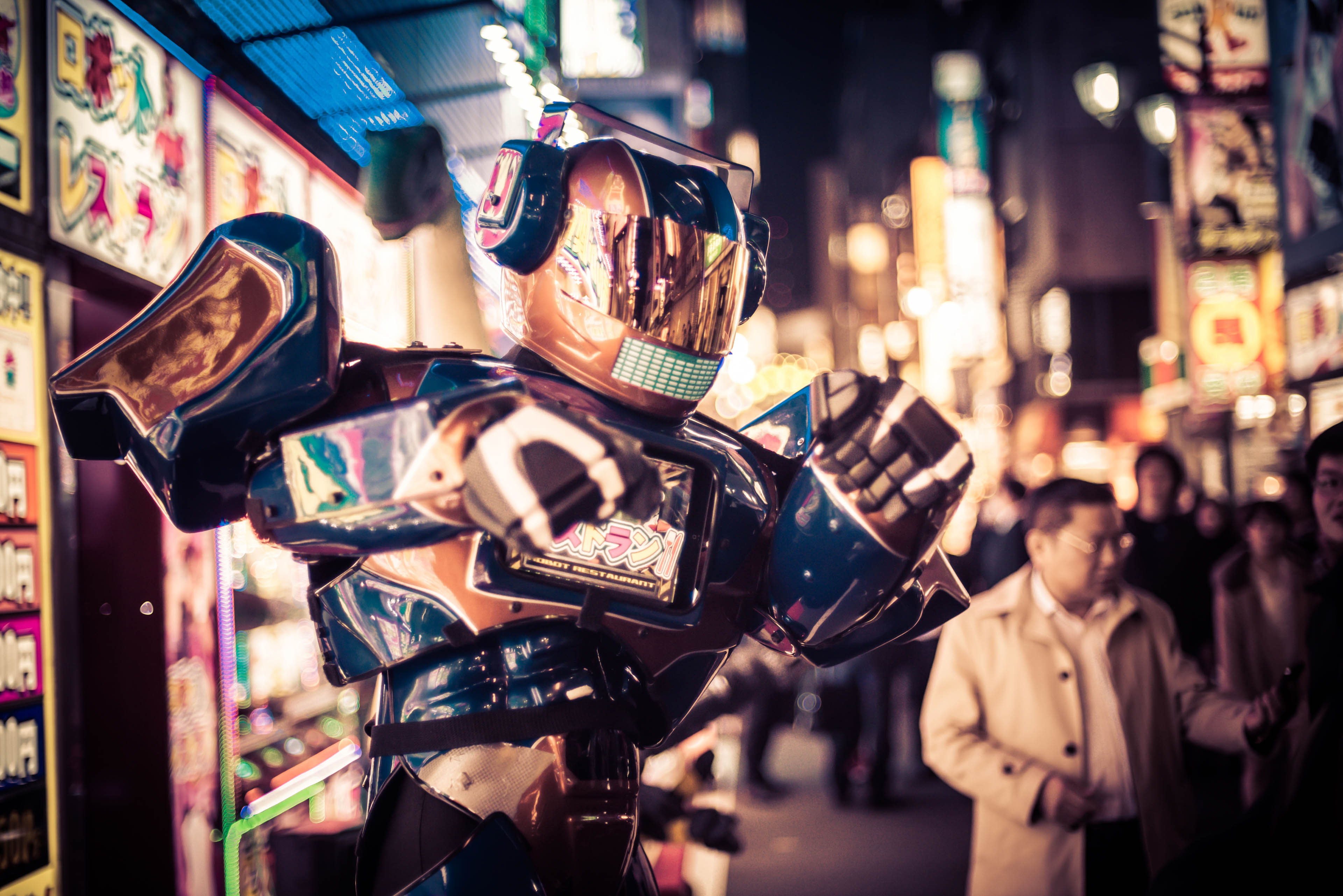 Robots in the Streets of Tokyo! #0245