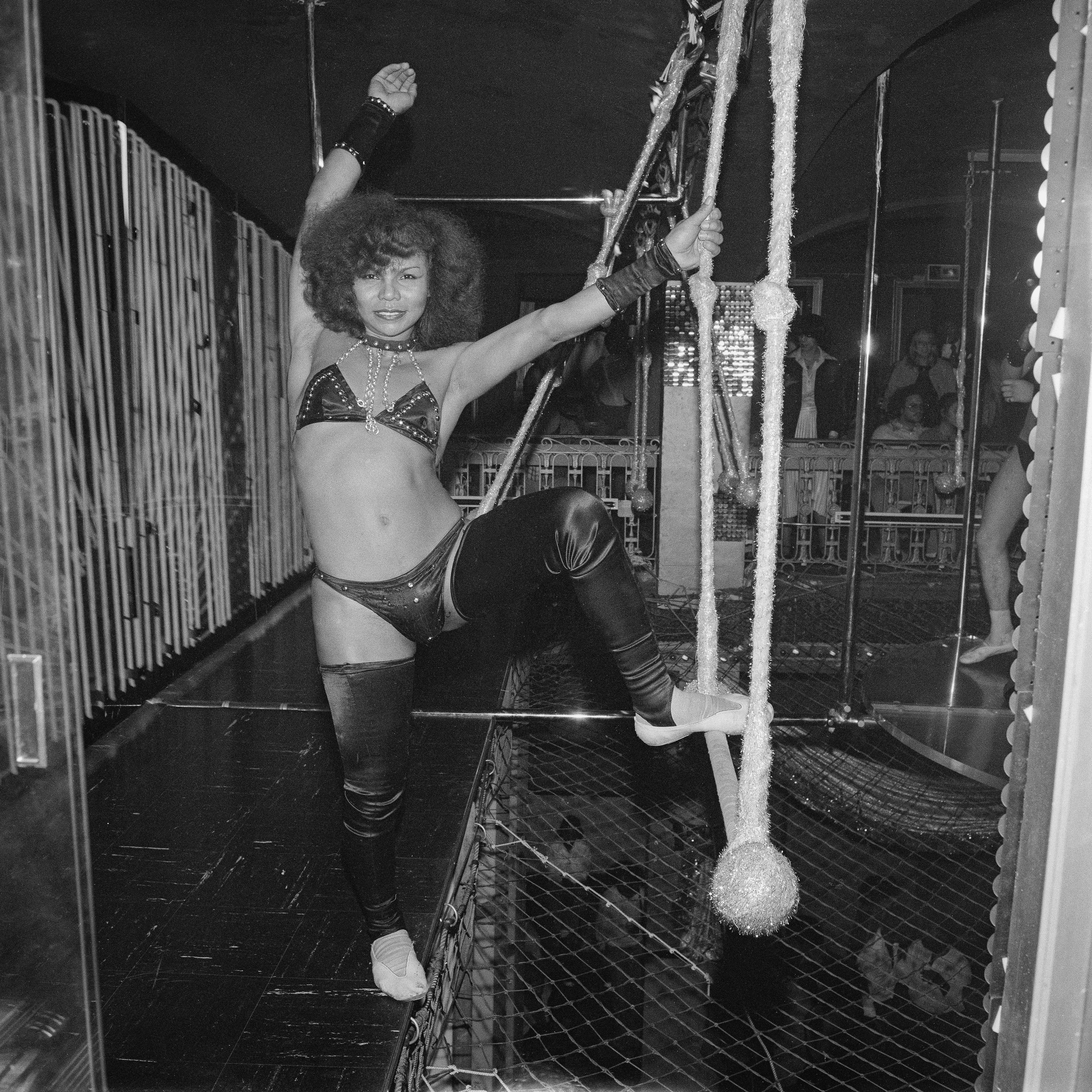 QuirkyVision 45RPM - Trapeze Artist on A Night We Were Rejected from Studio 54