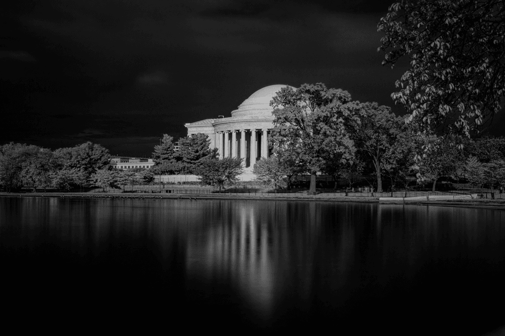 Reflection of Jefferson Memorial