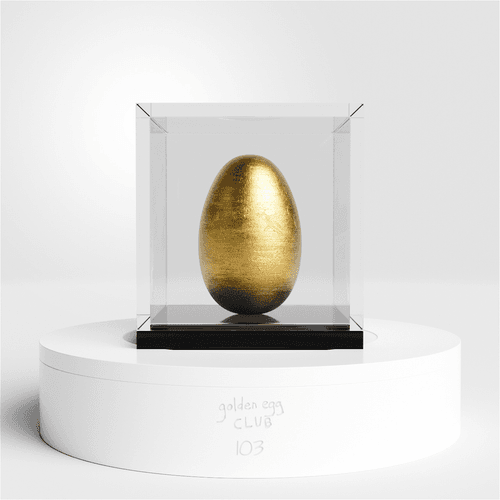 golden egg sculpture #103