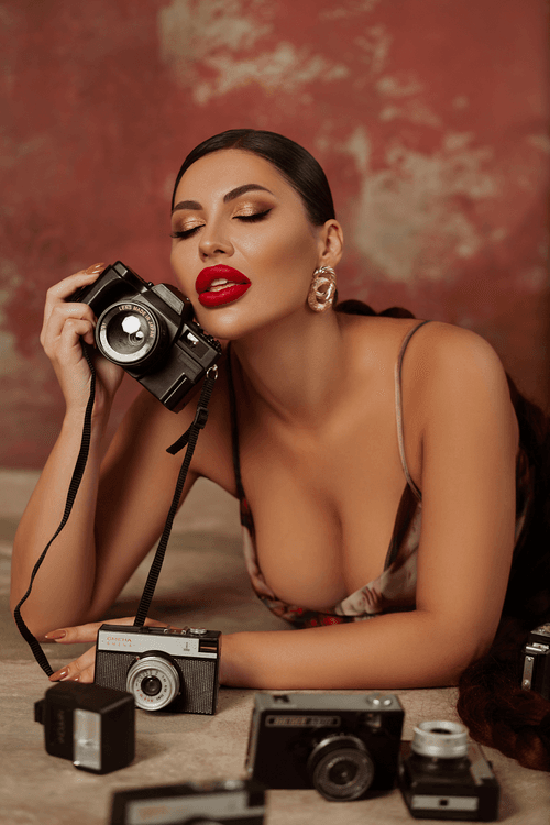 Elina Model