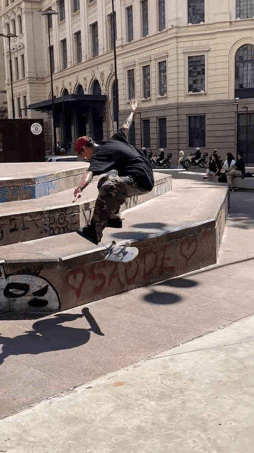 Nollie heel fs nose slide ‼️