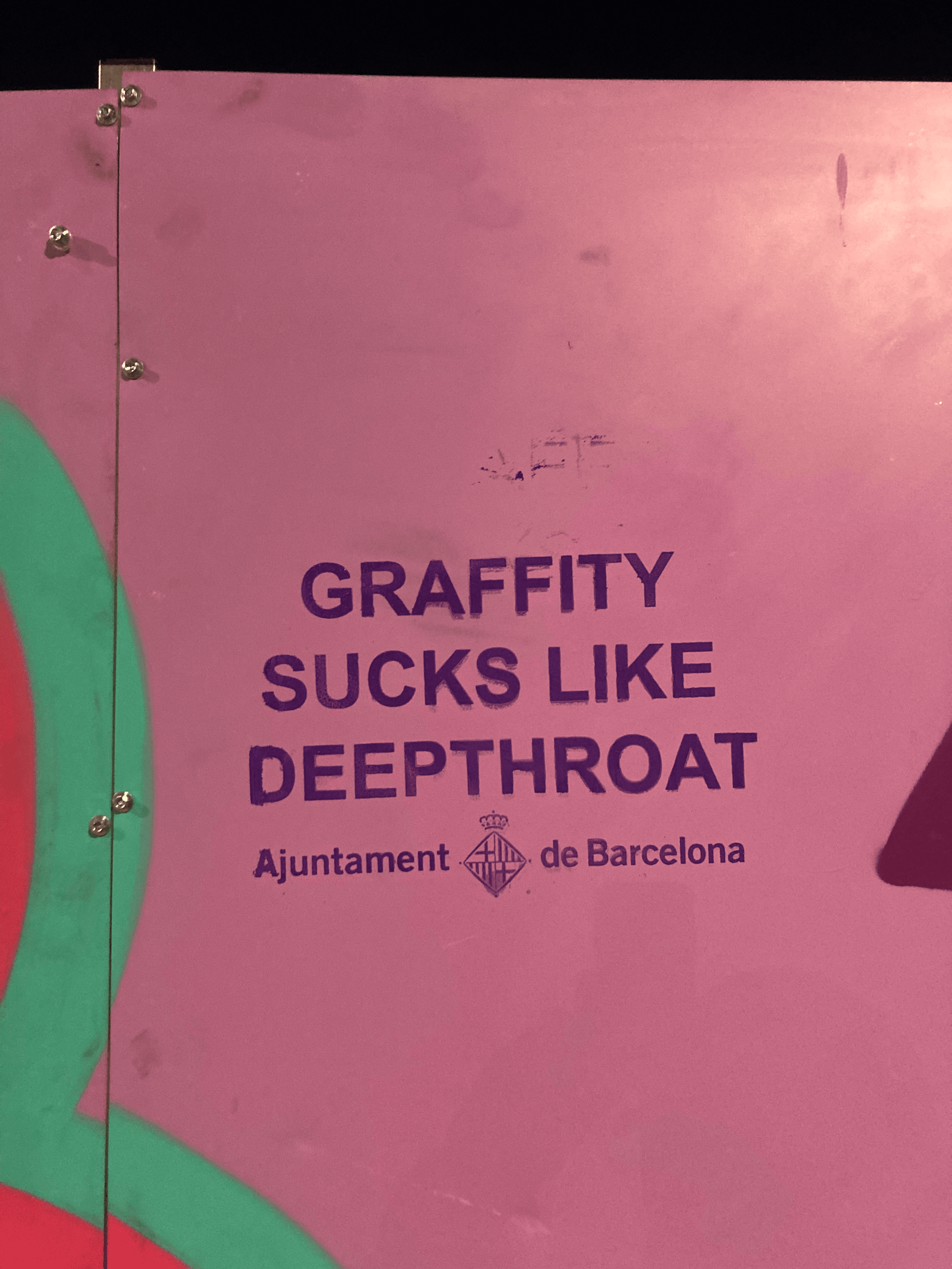 Graffity sucks like Deepthroat